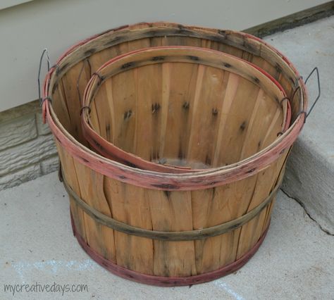 DIY Tiered Bushel Baskets mycreativedays.com Bushel Basket Decor, Fall Bushel Basket Ideas, Bushel Basket Ideas Decor, Easy Diy Fall Decor, Halloween Havoc, Diy Fall Decor Ideas, Basket Makeover, Bushel Baskets, Pumpkin Bowls