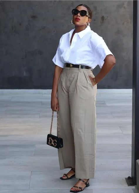 Moda Over 40, Monochromatic Looks, How To Dress Well, Neat Casual Outfits, Dress Better, Look Plus Size, Chique Outfits, Stylish Work Attire, Corporate Outfits