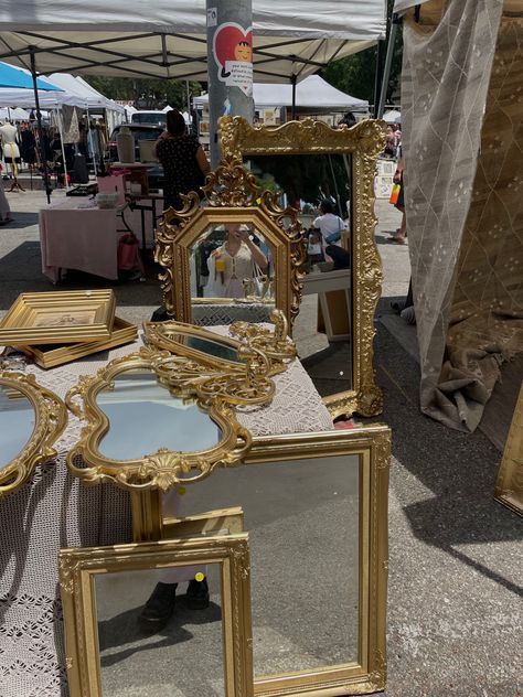 Thrifting Pics, Melrose Trading Post, Bridal Show Booths, Shopping Aesthetic, Melrose Avenue, Los Angeles Travel, Pics Inspo, Romanticizing Life, Booth Ideas