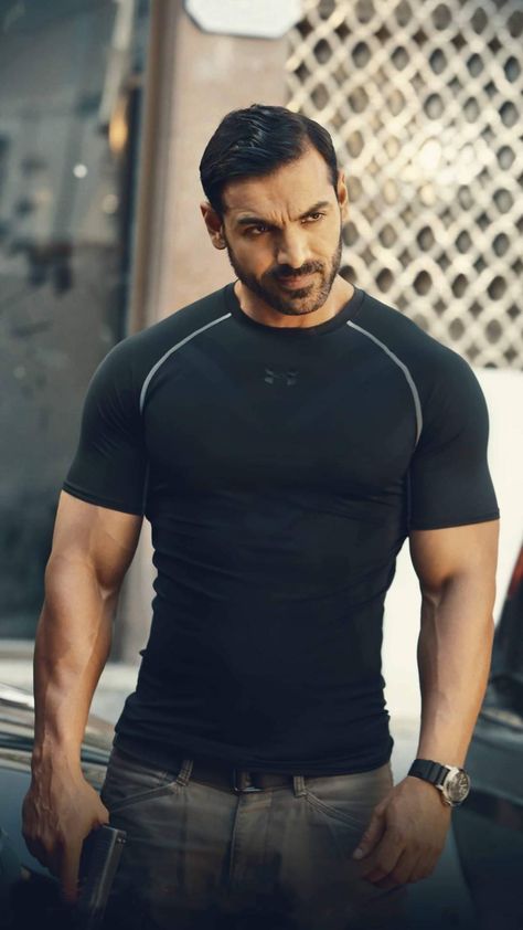 John Abraham Body, Middle Eastern Men, John Abraham, Lord Krishna Images, Couples Poses For Pictures, Men Fashion Casual Outfits, Wallpapers Hd, Film Aesthetic, Poses For Pictures