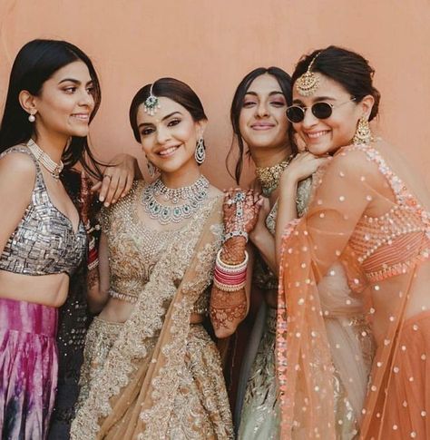 wedding outfits, wedding look, wedding makeup, wedding hairstyle, lehenga, saree, gown Best Friend Wedding Outfit, Frd Poses, Shaadi Poses, Sisters Photography Poses, Celeb Outfits, Bridesmaid Poses, Group Photo Poses, Sisters Photoshoot Poses, Bridesmaid Photoshoot