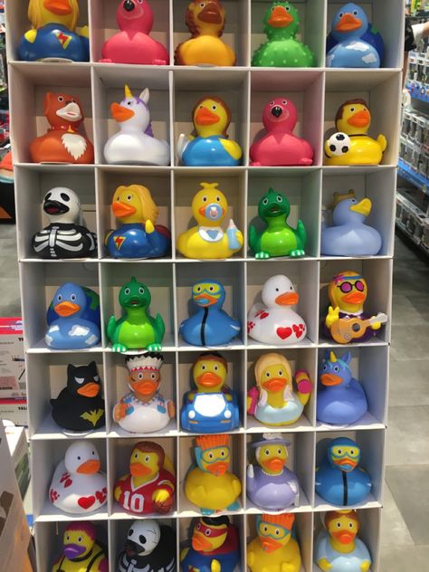 Rubber Duck Display, Duck Bathroom, Ducky Duck, Lucky Ducky, Duck Crafts, Duck Decor, Rubber Duckies, Duck Bill, Personalized Family Gifts