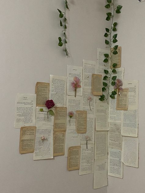 Bedroom Corner Ideas Wall Decor, Book Wall Art Ideas, Book Inspired Room Decor, Book Collage Wall, Bedroom Book Corner Ideas, Pages Of Books On Wall, Book Pages Wall Decor Aesthetic, Book Page Decor Wall Art, Book Art Wall