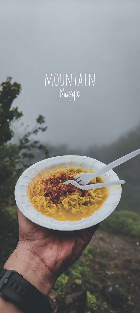 Maggie In Mountains Snap, Street Food Instagram Story, Food Story Ideas, Lifestyle Food Photography, Food Instagram Story, Street Food India, Wall Wardrobe Design, Status Ideas, Snarky Quotes