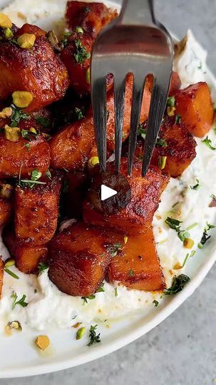 24K views · 269 reactions | HONEY-CHILI GLAZED SWEET POTATOES WITH WHIPPED RICOTTA & LIME! They legit melt in your mouth. • For the sweet potatoes: 1 1/2-2 lbs sweet potatoes, peeled and cubed 1/4 cup unsalted butter 1 1/2 tbsp honey 3/4 tsp salt 3/4 tsp chili powder (i used chipotle) 1 tsp garlic powder 1 tsp paprika 1/2 cup broth • For the ricotta: 1 cup ricotta Juice of 1 small lime 1/2 tbsp lime zest 2 tbsp chopped fresh cilantro 1/2 tsp salt • For the toppings: Chopped fresh cilantro Chopped pistachios Honey • Preheat the oven to 375. Heat a large sauté pan over medium heat. Add the butter and let it melt, then add the honey and salt and mix together. It will foam up. Add the spices and mix again. Next, add the sweet potatoes and toss. Cook for about 7-10 minutes, tossing and allowing Fall Cooking Recipes, Glazed Sweet Potatoes, Whipped Ricotta, Cooking Sweet Potatoes, Fall Cooking, Tasty Bites, Lime Zest, Potato Dishes, Melt In Your Mouth