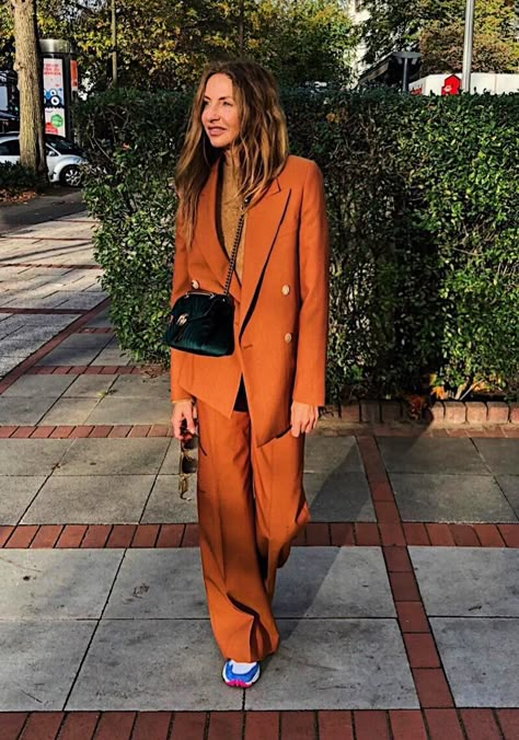 Orange Blazer Outfits, Chic Work Outfits Women, Work Outfits Women Office, Work Outfits Women Summer, Stylish Work Attire, Corporate Outfits, Women Office, Professional Wardrobe, Stylish Work Outfits