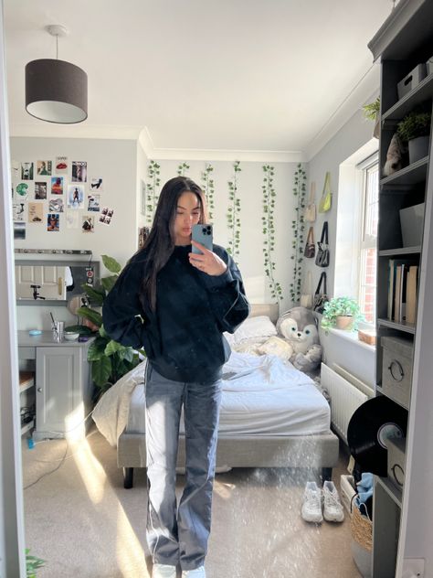 Amy Cheah, Mirror Pics, School Fits, Fit Check, Fit Inspo, Fitness Inspo, Simple Outfits, Room Inspo, Fashion Inspo