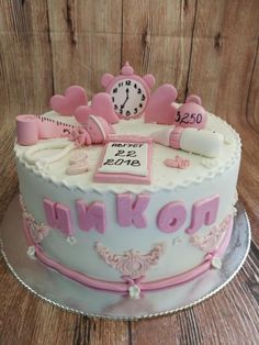 Newborn Cake, A Little Princess, 1st Birthday Cakes, Beautiful Birthday Cakes, Baby Birthday Cakes, New Born Baby, Unique Cakes, Take The Cake