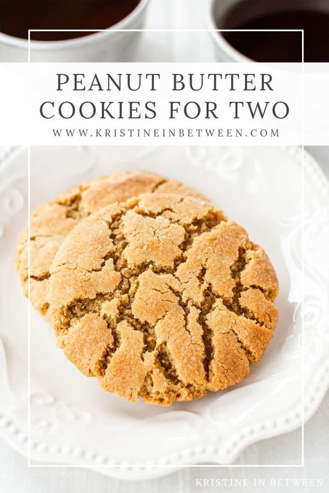 These peanut butter cookies for two are soft, chewy, and bursting with rich peanut butter flavor. Perfect for satisfying a sweet craving without the hassle of a full batch, they're quick to make and ideal for a cozy dessert or a small treat to share. One Bowl Peanut Butter Cookies, Single Peanut Butter Cookie, Small Batch Of Peanut Butter Cookies, Quick Small Batch Cookies, Small Batch Cookies Recipes, One Serving Cookie Recipe, Cookies For One Person, Dessert Without Butter, Peanut Butter Cookie For One