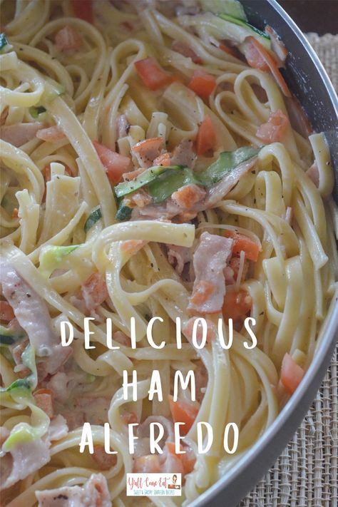 This simple ham fettucini alfredo will make for welcome dinners for using up leftover baked ham or deli ham. This recipe is so easy with vegetables in a creamy sauce.  via @yallcomeeatblog Ham Alfredo Pasta Bake, Ham Fettucini Alfredo, Deli Ham Recipes Dinner, Alfredo With Vegetables, Deli Ham Recipes, Ham Alfredo, Ham Pasta Recipes, Fetuchini Alfredo, Easy Fettuccine Alfredo