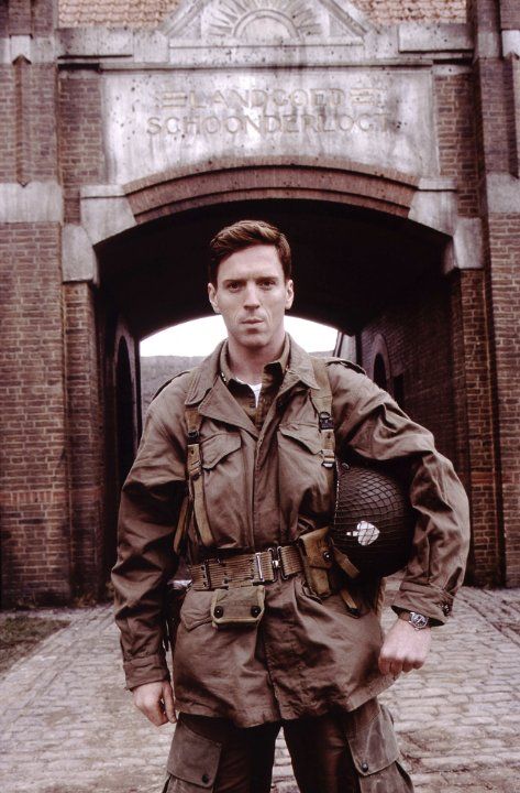 Winters Band Of Brothers, Damien Lewis, Easy Company, Hello Darlin, Damian Lewis, Brothers Movie, Band Of Brothers, Tom Hanks, Film Serie