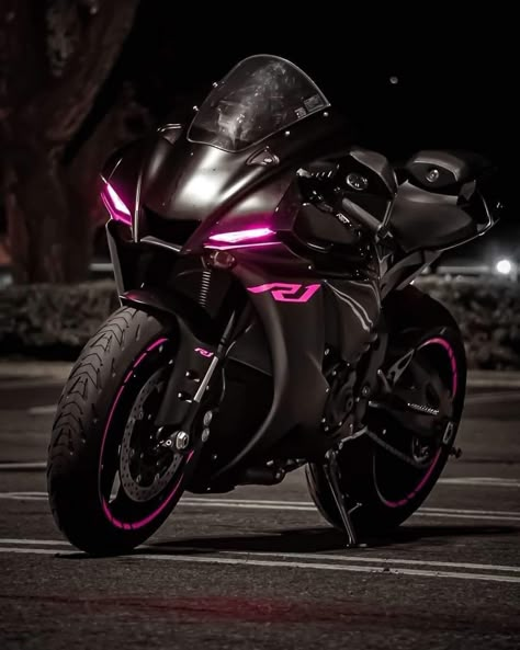 Bike Games, Purple Motorcycle, Motor Balap, Pink Motorcycle, Image Moto, Moto Yamaha, Motorcross Bike, Futuristic Motorcycle, Motorcycle Aesthetic