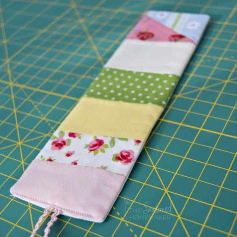 Sewing Pattern Bookmark, Sewing 101 Tutorials, Hand Stitched Bookmarks, How To Sew A Bookmark, Hand Sewn Bookmark, Quilted Bookmarks Free Pattern, Sew A Bookmark, Patchwork Bookmarks, Sew Bookmarks