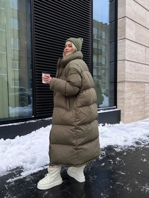 Puffy Jacket Outfit, Long Jacket Outfit, Long Coat Outfit, Long Puffer Jacket, London Outfit, Puffy Jacket, Womens Parka, Coat Outfits, Jacket Pattern