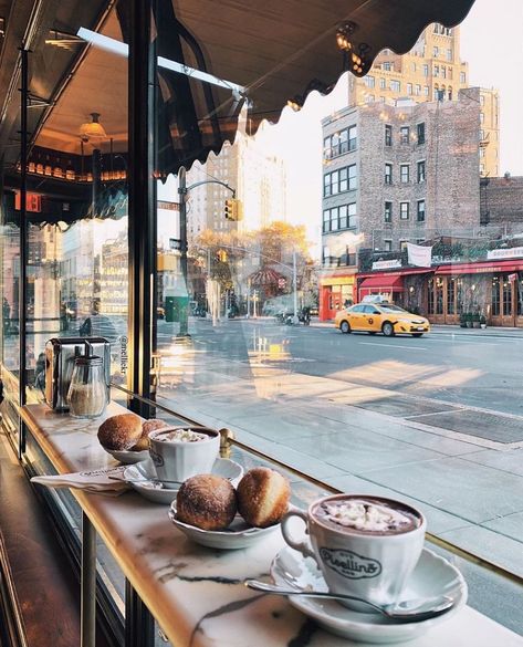 New York City on Instagram: “Tag someone you would have breakfast here with.. some hot cocoa in the west village. 📸 @melliekr” Coffee Shop New York, Coffee Shop Business Plan, Coffee Shop Business, Cafe Concept, Coffee Shop Aesthetic, New York Aesthetic, Nyc Trip, West Village, I ❤ Ny