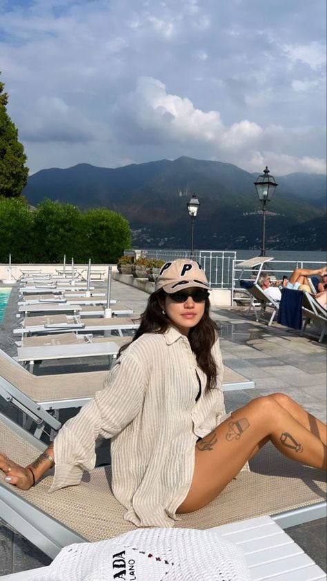 Peggy Gou, 2022 Style, Beach Side, Relaxed Outfit, Wardrobe Update, Fashion Aesthetics, Current Styles, Beach Days, Spring 2024