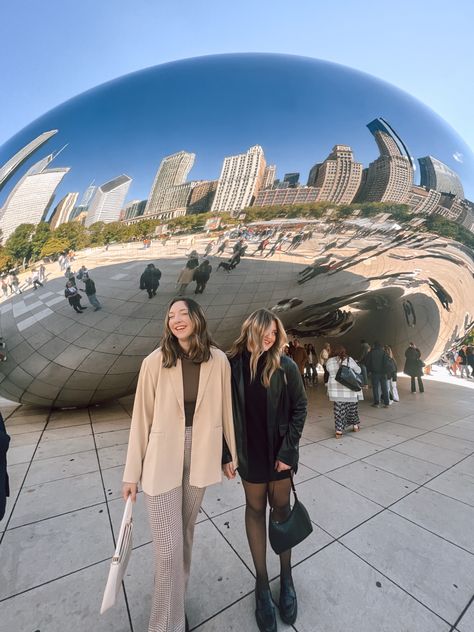 Chicago Best Friend Pictures, Chicago In February What To Wear, Chicago Picture Ideas, Chicago Aesthetic Outfits, Chicago Birthday, Chicago Itinerary, Travel Chicago, Chicago Spring, Chicago Bean