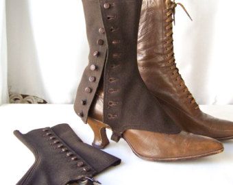 1901 Fashion, Historical Shoes, Victorian Shoes, Victorian Boots, Old Shoes, Military Inspired, Early 1900s, Up Shoes, Historical Fashion