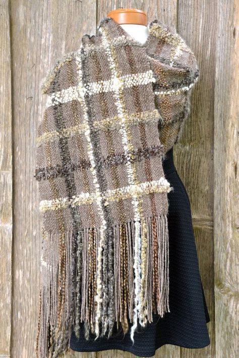 Rigid Heddle Weaving Patterns, Art Yarn Weaving, Wool Shawl Wrap, Yarn Shawl, Handwoven Shawls, Saori Weaving, Weaving Loom Diy, Rigid Heddle Loom, Inkle Weaving