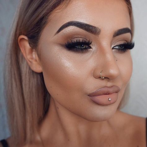 Face Dermal, Jamie Genevieve, Ashley Piercing, Double Ear Piercings, Face Piercings, Labret Piercing, Dermal Piercing, Types Of Piercings, Lip Paint