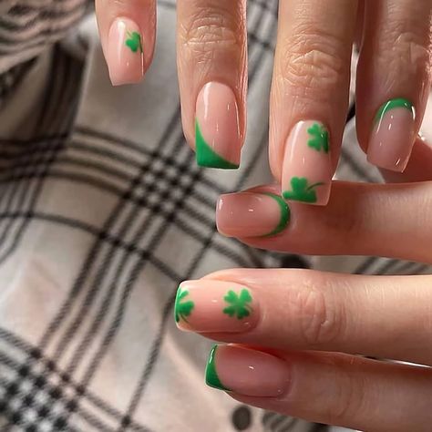 Amazon.com: St. Patrick's Day Press on Nails Short Square Fake Nails Green False Nails with Shamrock Designs Green French Tip Glue on Nails Glossy Stick on Nails for Women and Girls 24Pcs : Beauty & Personal Care St Patrick Day Nails Acrylic, St Patricks Nail Designs, Patrick Day Nails, Shamrock Nails, Irish Nails, Saint Patrick Nail, March Nails, Green Acrylic Nails, St Patricks Day Nails