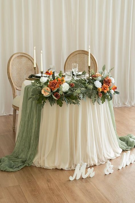 Garland On Sweetheart Table, Sweetheart Table Design, Round Sweetheart Table Wedding, Round Sweetheart Table, Willow Garland, Head Table Wedding Decorations, Farm Wedding Reception, Silver Brunia, Flower Swag