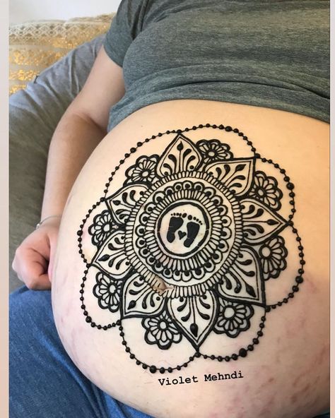 Maternity Henna, Henna Belly, Baby Mehndi, Belly Henna, Baby Mehndi Design, Belly Paint, Pregnant Belly Painting, Henna Inspiration, Belly Art