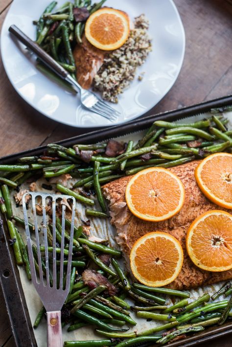 orange-spice salmon + roasted green beans Salmon Roasted, Spiced Salmon, Citrus Marinade, Paleo Chili, Salmon Marinade, Salmon Spices, Orange Baking, Marinated Salmon, Orange Salmon