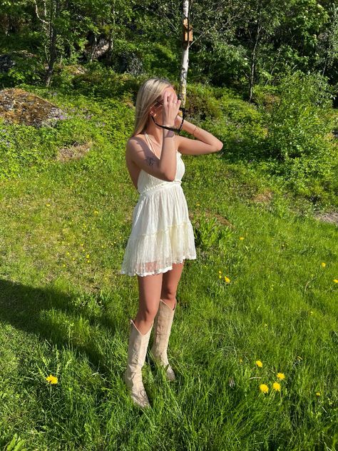 Summer, sun, outfit, cowboy, cowboy boots, dress, inspo, white Boots And White Dress, White Dress With Cowboy Boots, Cowboy Boots Dress, White Dress Aesthetic, Dress With Cowboy Boots, Lana Concert, Sun Outfit, Dress Cowboy Boots, Outfit Cowboy