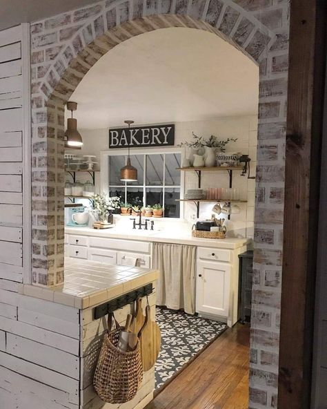 Acadian Architecture, Brick Archway, Italian Farmhouse, Farmhouse Kitchen Design, Vintage Farmhouse Decor, Faux Brick, The Dining Room, Modern Farmhouse Kitchens, Country Farmhouse Decor