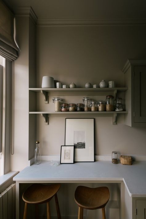 Shaker Galley Kitchen: a Stylish Small Design by deVol for the Founders of Cereal Magazine Shaker Kitchen Design, Small Galley Kitchen, Cereal Magazine, Galley Style Kitchen, Devol Kitchens, Breakfast Nooks, Galley Kitchens, Breakfast Bar Kitchen, Galley Kitchen