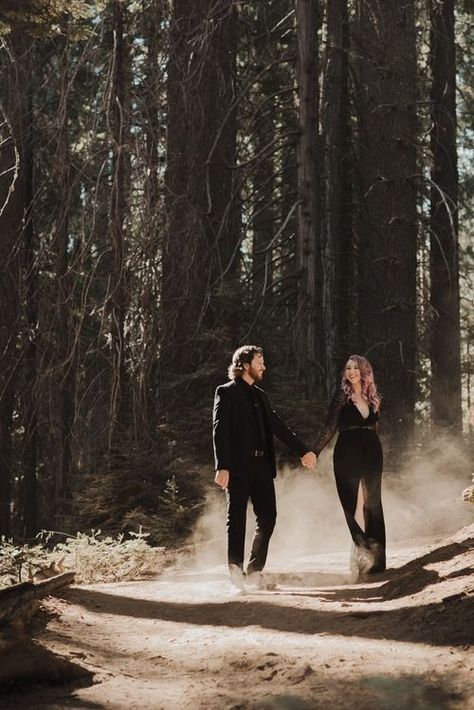 Metal Engagement Photos, Black Outfits For Engagement Pictures, Black Wedding Couple Poses, Engagement Photos All Black Outfit, Vampire Engagement Photos, Dark Fall Engagement Photos, Engagement Photos All Black, Engagement Photos Spooky, Engagement Photos Goth