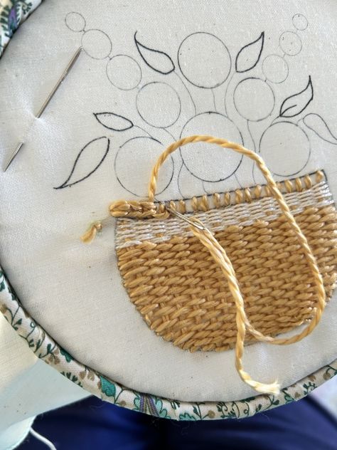 basket weave stitch Embroidery Basket Weave Stitch, Embroidery Basket Stitch, Community Cafe, Basket Embroidery, Basket Weave Stitch, Embroidery Workshop, Basic Hand Embroidery Stitches, Cushion Embroidery, Basketweave Stitch