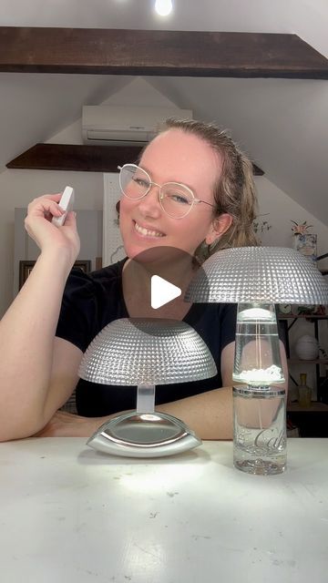 51K views · 4K likes | Vivi Rizzolo on Instagram: "Siga @diycomvivi abajur feito com embalagens de perfume! Muito fácil e lindo! Materiais: vidro de perfume, super Glue da @transfix_hobbyart e uma luz de led!  Usando o meu cupom VIVI5 no site www.escutaoveio.com você ganha um desconto especial! . . . . #diy #dıy #diycrafts #diyhomedecor #diydecor #diyideas #decor #décor #decorideas #decoration #decoracion #perfume #casa #artesanato #casadecorada #arte #artecontemporanea #artebrasileira" Diy D, Super Glue, On Instagram