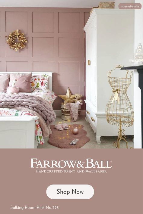 Find your favourite shade with our true-to-colour paint samples. Order yours today to see how Farrow & Ball Sulking Room Pink will transform your children's bedroom. Wall Molding Ideas, Crown Paint, Daisy Bedroom, Hippy Decor, Sulking Room Pink, Indoor Decorating Ideas, Light Pink Paint, Beauty Room Ideas, Breakfast Room Green