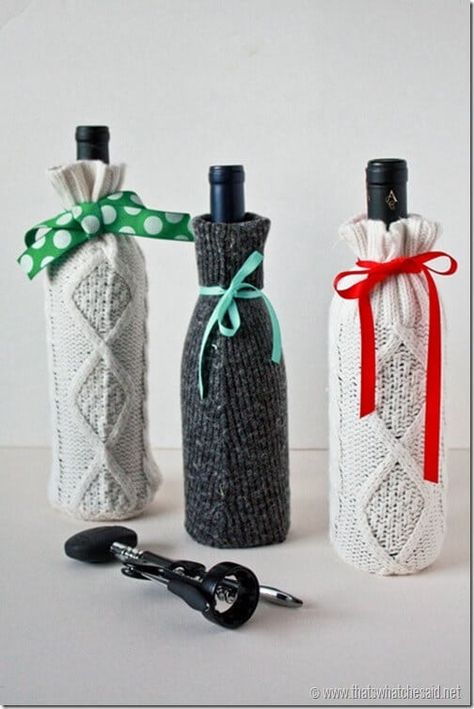 Sweater Sleeve Wine Bottle Gift Bags Wine Bag Diy, Christmas Gifts Diy Homemade, Wine Bottle Gift Bag, Diy Christmas Presents, Easy Diy Christmas Gifts, Bath Gift Set, Wine Bottle Gift, Wine Gift Bag, Christmas Crafts For Gifts