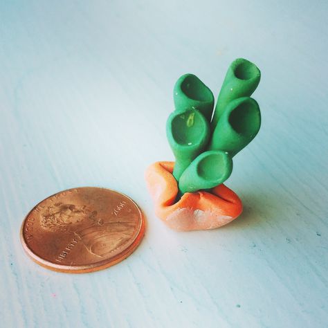 Clay Cactus, Baking Polymer Clay, Cactus Diy, Mini Cactus, Clay Crafts Air Dry, Tiny Plants, Polymer Clay Tools, Polymer Clay Diy, Miniature Plants