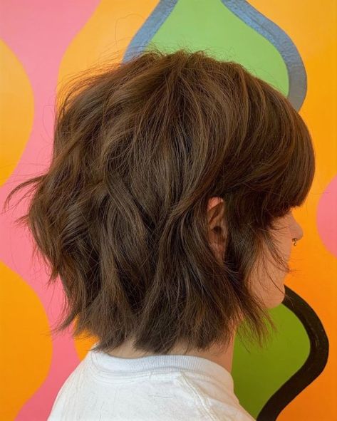 Bob For Thick Wavy Hair, Short Hair Color Ideas, Bob Hairstyle Ideas, Shaggy Bob Haircut, Trendy Bob, Hairstyle Ideas Easy, Short Shaggy Haircuts, Bob Hair Color, Trendy Bob Hairstyles