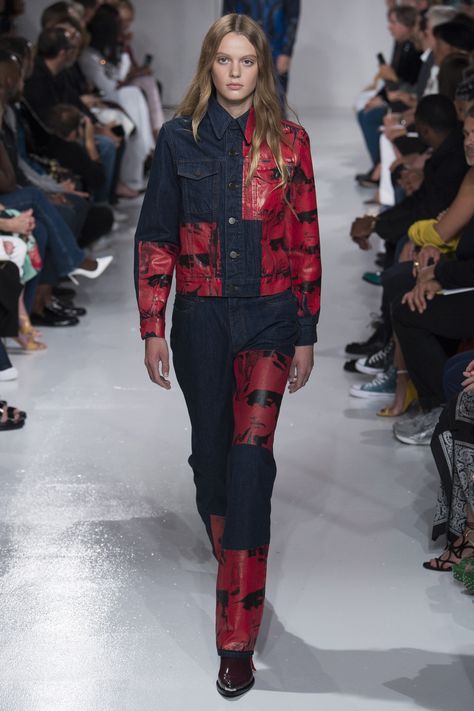 Calvin Klein and Andy Warhol foundation collaboration Raf Simons Calvin Klein, Calvin Klein 205w39nyc, Catwalk Fashion, Calvin Klein Collection, Denim Trends, Total Look, Raw Denim, Raf Simons, Fashion 2018