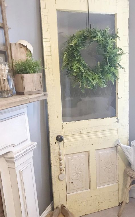 Diy Old Doors Projects, Old Farmhouse Door Ideas, Old Door Ideas, Vintage Door Decor, Repurposed Doors, Old Door Decor, Old Door Projects, Element Of Design, Farmhouse Renovation