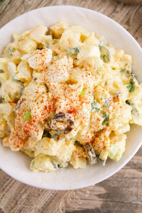 This delicious basic potato salad is easy to prepare and always a favorite! Basic Potato Salad, Egg Salad Without Mayo, Hot Beer Cheese Dip, Cheesy Zucchini Rice, Mexican Egg, Asian Steak, Apple Pork Tenderloin, Holiday Meal Planning, Classic Egg Salad