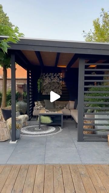 Tara L. Paige on Instagram: "DIY Modern Pergola in the backyard. Impressive 🔥

Y’all guess what tree that is 👀

🔗 Head over to TLP Home for the best patio finds ➡️ taralpaigehome.com

🎥 Decorate with Malapupu 

#pergola #furniture #furnituredesign #patiogoals #gardengoals #backyarddesign #backyardproject #gardenproject #patioproject #outsideliving #skypoly #porch #porchdecor #patiolife" Pergola Furniture, Garden Pergola Ideas, Pergola Diy, Patio Projects, Modern Pergola, Pergola Garden, Outside Living, Instagram Diy, Backyard Projects