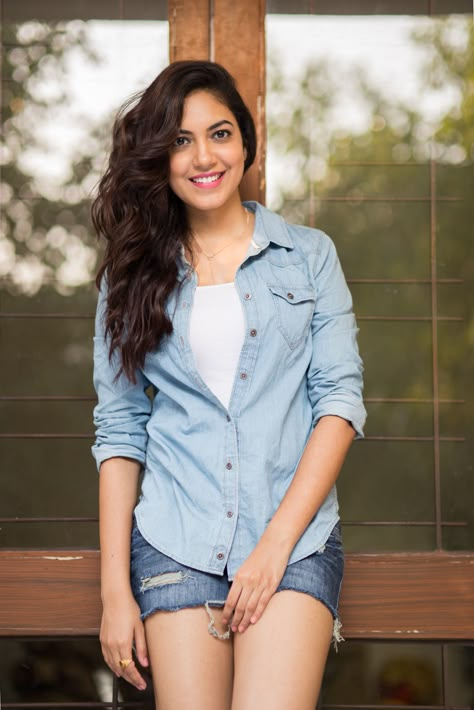 Ritu Varma Jeniffer Piccinato, Rithu Varma, Ritu Verma, Ritu Varma, Girls Denim Shirt, Kavya Thapar, Sohini Sarkar, Biography Movies, Bollywood Girls