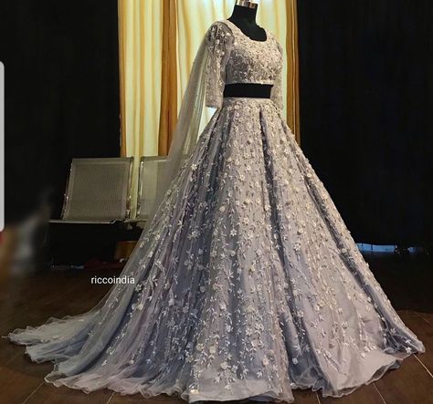 Extraordinary Fashion, Indian Wedding Gowns, Ring Ceremony, Wedding Lehenga Designs, Bridal Lehenga Collection, Designer Bridal Lehenga, Indian Bridal Lehenga, Indian Gowns Dresses, Indian Bridal Dress