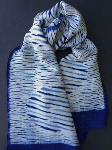 Wscarf6 Shibori Textiles, Shibori Diy, Shibori Scarf, Dye Art, Fabric Dyeing Techniques, Shibori Designs, Indigo Textiles, Shibori Fabric, Shibori Pattern