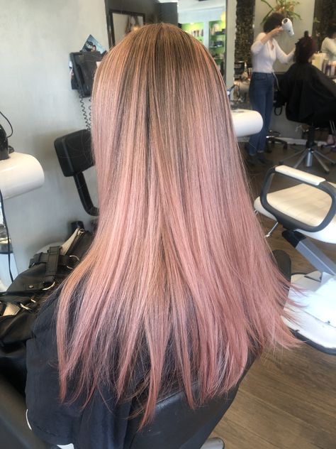 Faded Rose Gold Hair, Rose Gold Hair With Shadow Roots, Blonde Hair Rose Gold Highlights, Mid Length Pink Hair, Dirty Blonde Pink Highlights, Rise Gold Hair, Pink Highlights In Blonde Hair Straight, Pink Ombre Hair Straight, Pink Hair Aesthetic