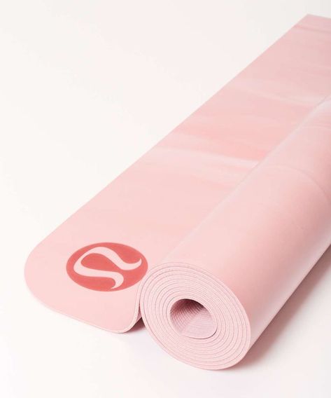 Lululemon Mat, Pregnancy Care Package, Lululemon Yoga Mat, Pink Yoga Mat, Lululemon Yoga, Pink Workout, Pink Yoga, Gym Essentials, Pregnancy Care