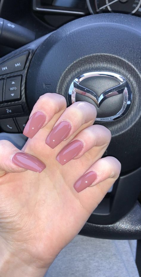 mauve nails coffin nails pink nails #pinknails Coffin Nails Pink, Dark Pink Nails, Natural Gel Nails, Mauve Nails, Super Nails, Ideas Nails, Dark Nails, Trendy Nail Design, Nails Pink