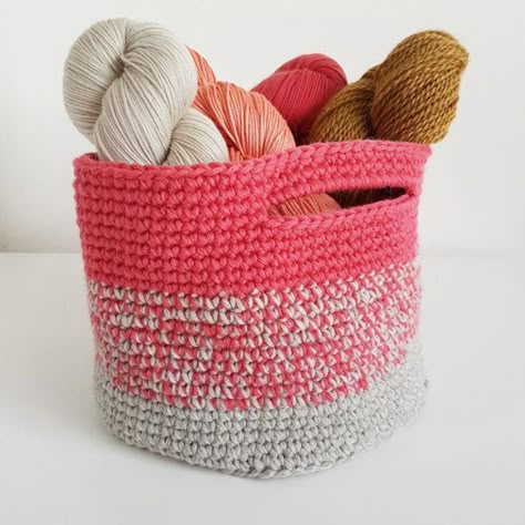 Crochet Handy Stash BasketsCrochet Handy Stash Baskets - Crochet Phone Case Pattern Free, Scrap Yarn Basket, Crochet Phone Case Pattern, Crochet Container, Tshirt Yarn Basket, Scrap Yarn Ideas, Crochet Tshirt Yarn, T Shirt Yarn Crochet, Crochet Basket Free Pattern