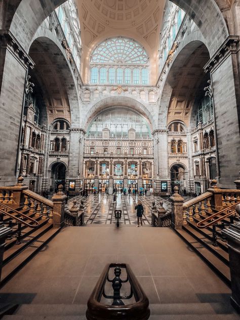 Antwerp Central train station by Rick Arends | Remixable Grand Central Station New York Aesthetic, Nyc Grand Central Station, New York Grand Central Station, Antwerp Train Station, Brutalist Train Station, Best Photographers, Train Station, Lightroom, Train